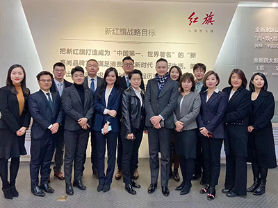 北京西服定制，为管理团队定制专属的权威与风范