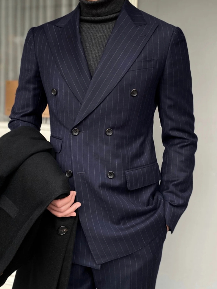 经典回潮！双排扣西装，演绎永恒时尚