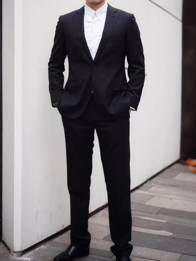 量身定制专属魅力，男士西服塑造非凡形象